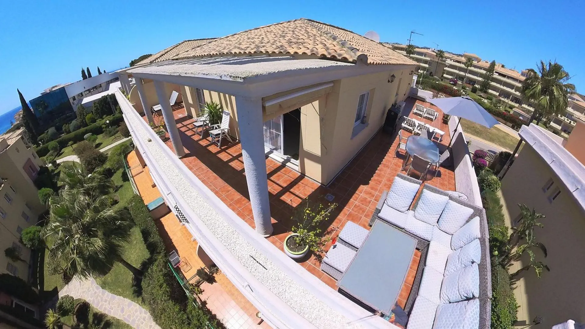 Marbpent - Cabopino 2 Bed 2 Bath Sea View Penthouse Lägenhet Marbella 0*,  Spanien
